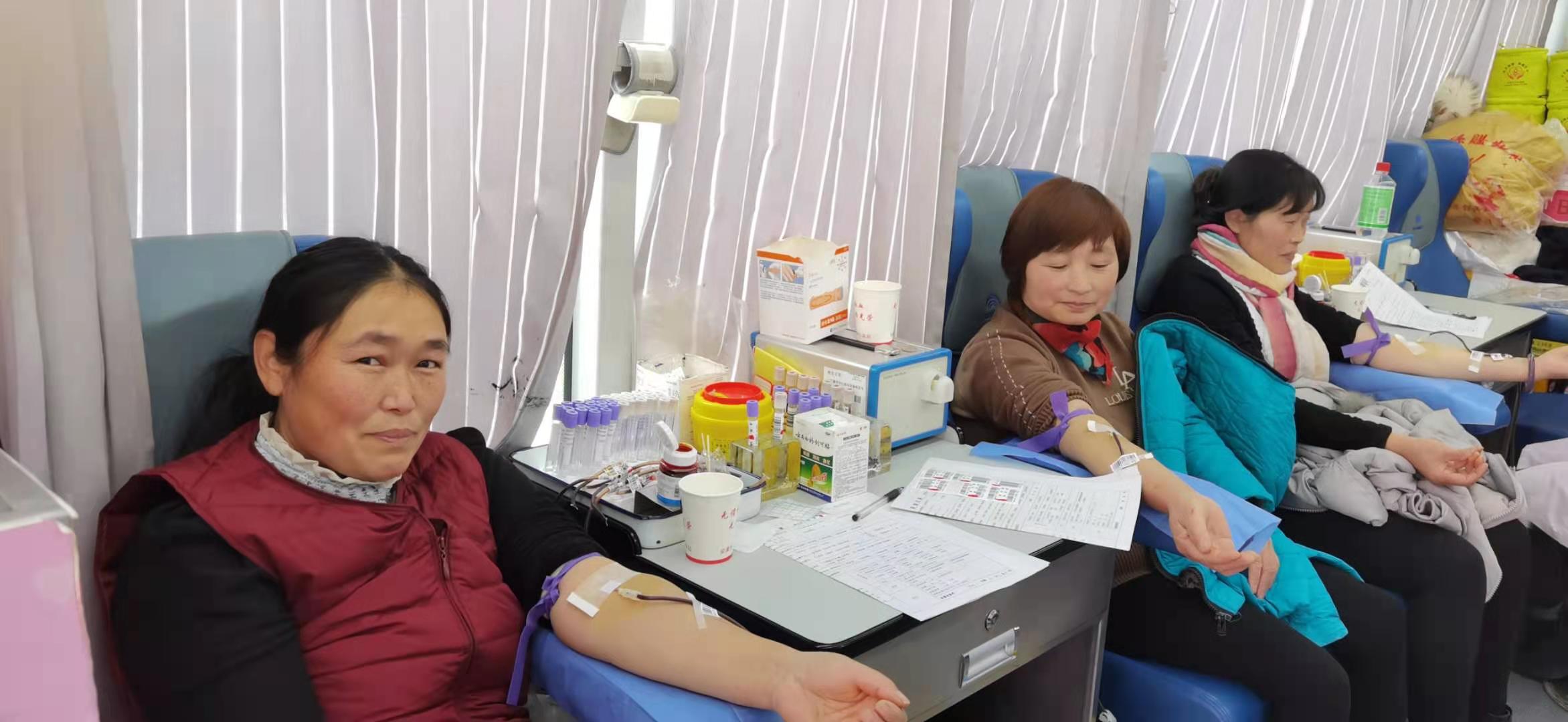 無償獻(xiàn)血，給這個(gè)冬天一份溫暖