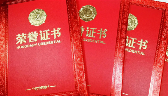 安康李軍，18年獻出“10”個自己……