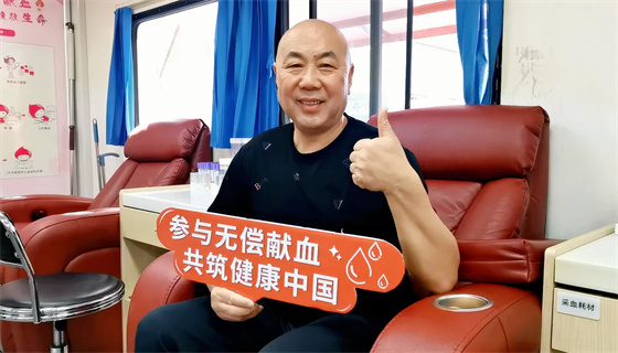 安康李軍，18年獻出“10”個自己……