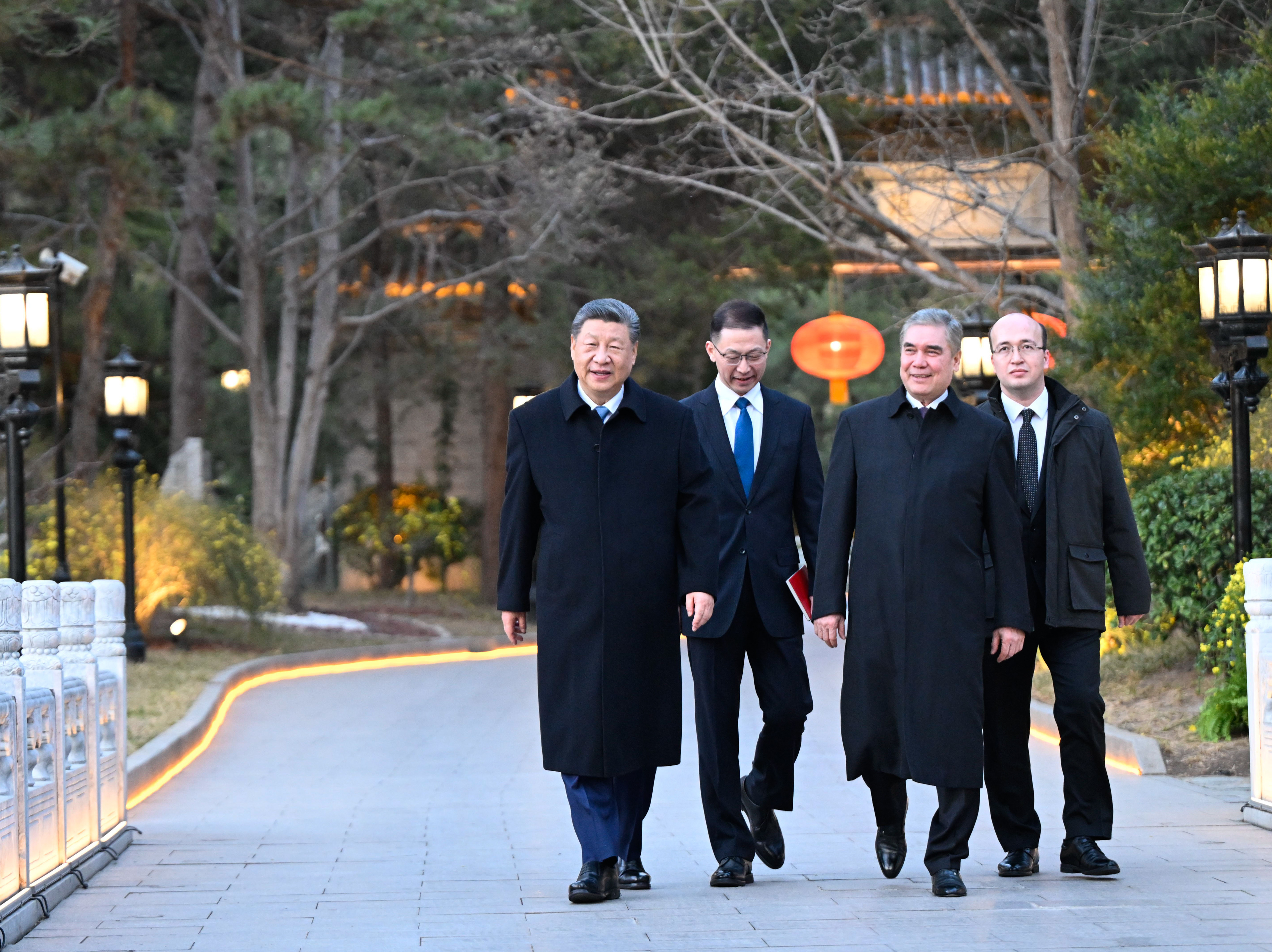 2026年3月18日，國家主席習(xí)近平在北京會見土庫曼斯坦民族領(lǐng)袖、人民委員會主席別爾德穆哈梅多夫。